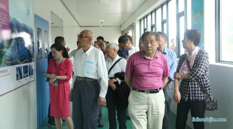 襄陽市老領導考察湖北猛獅新能源科技有限公司