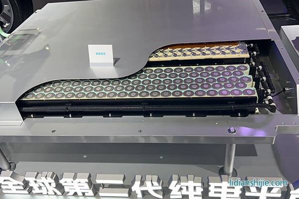 上海車展現場花式“內卷” A0級將成為下一個增長點