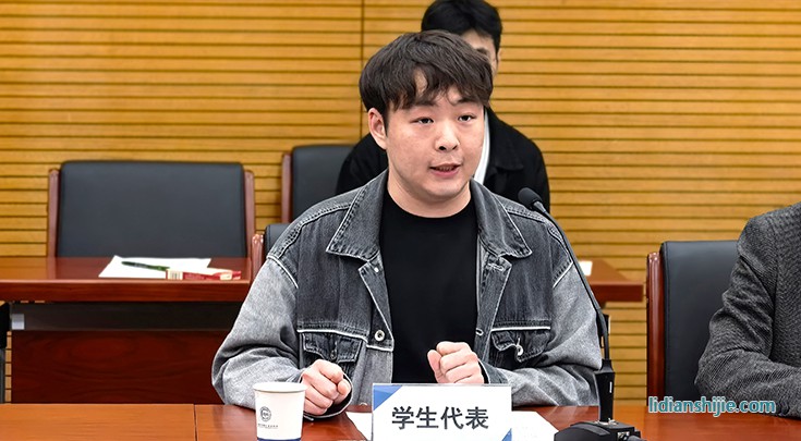學生代表.jpg 學生代表.jpg